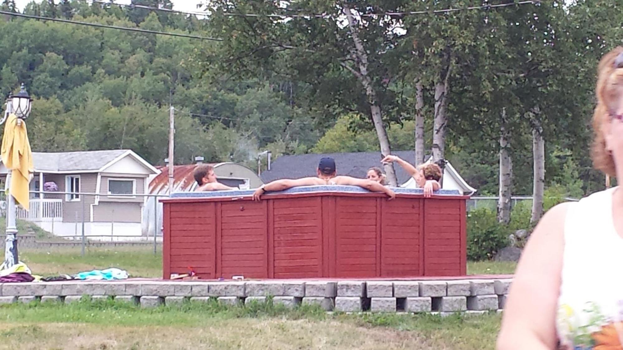 Motel Et Chalets Bo-Fleuve Evangeline Saint-Siméon Rum bild